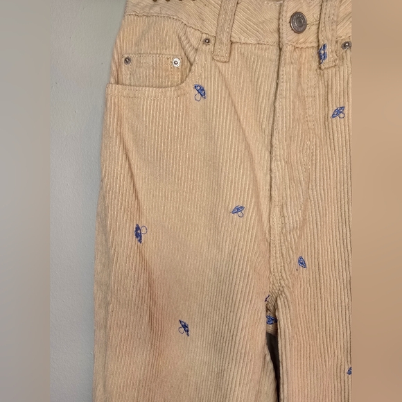 Pacsun Mirco Embroidered Mushroom Boyfriend Jeans - Picture 3 of 3